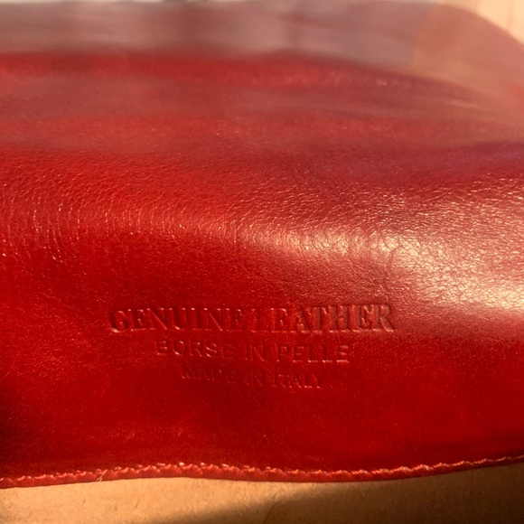 Beautiful Red Italian leather purse from Italy! - Picture 6 of 8